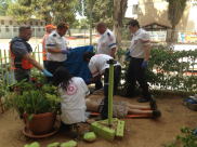 بالفيديو: مصرع مواطن من اللد ألقى بنفسه عن علو مرتفع في شارع "الباعال" في اللد